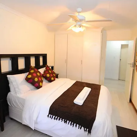 Corgi Guest House Johannesburg Exterior photo