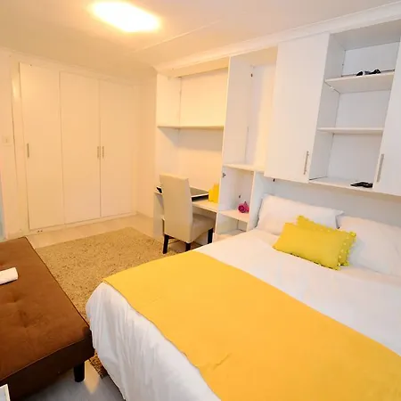 Corgi Guest House Johannesburg Exterior photo