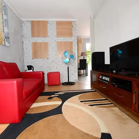 Corgi Guest House Johannesburg Exterior photo