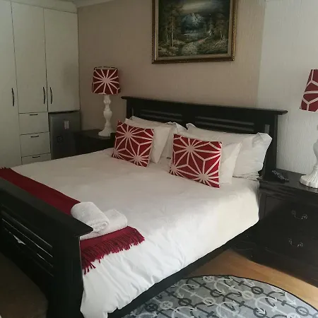 Corgi Guest House Johannesburg Exterior photo