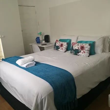 Corgi Guest House Johannesburg Exterior photo