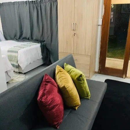 Corgi Guest House Johannesburg Exterior photo